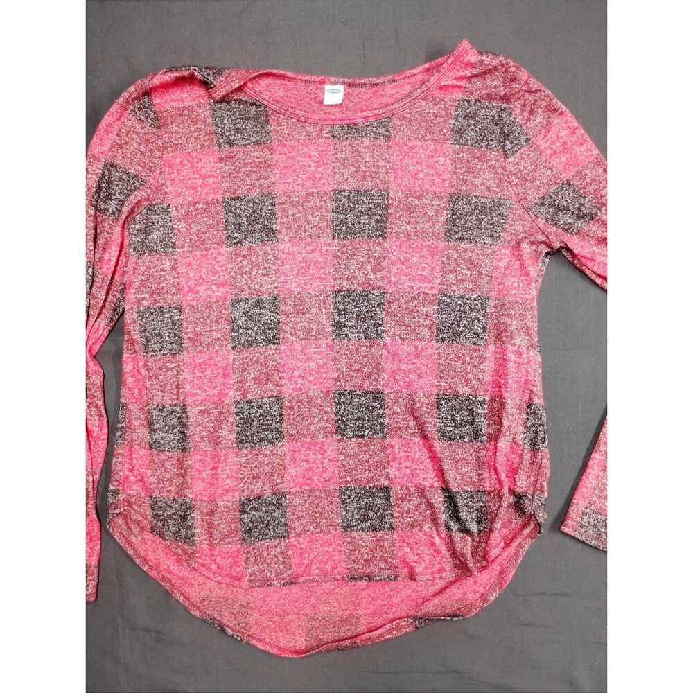 Old Navy Red and Black Buffalo Plaid Long Sleeve Top with curved hem